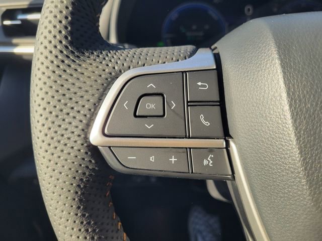New 2026 Toyota Sienna XLE Woodland Edition AWD/4WD image 21