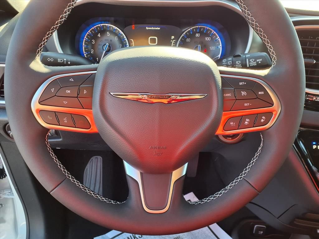 New 2026 Chrysler Voyager LX image 13