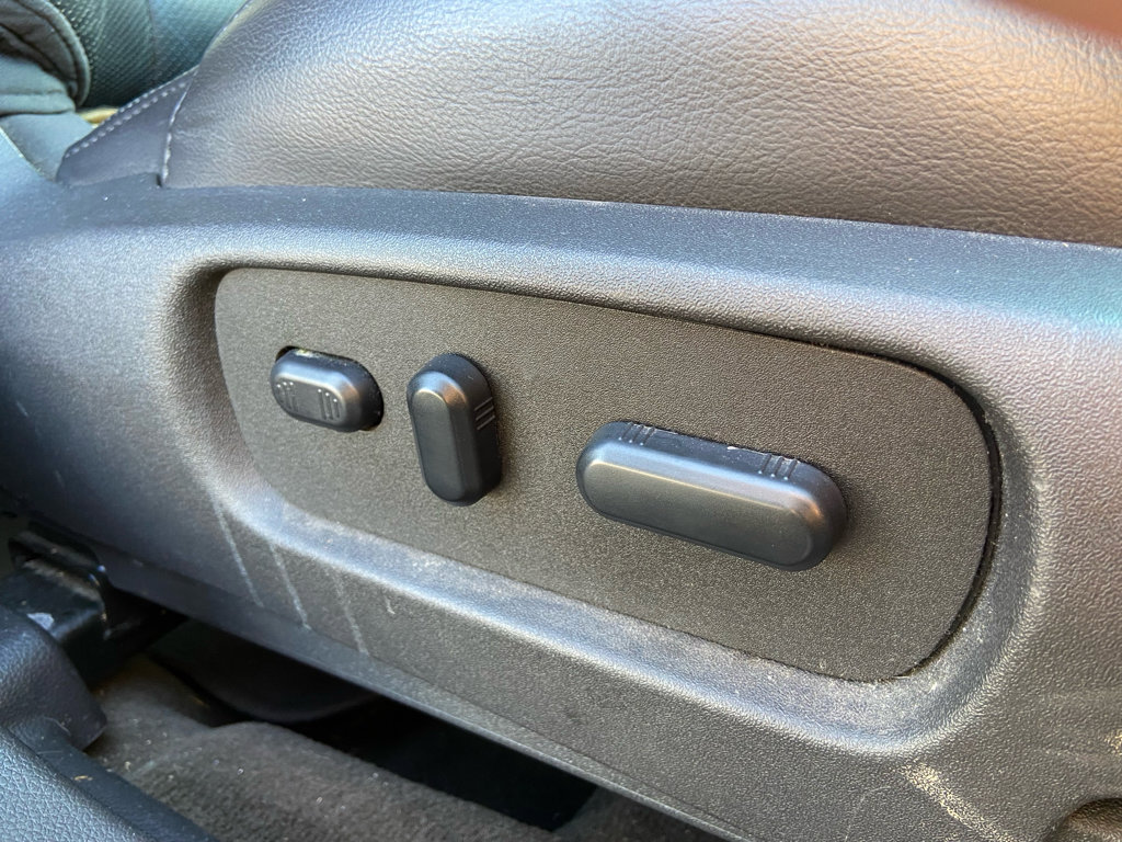 Used 2014 Ford Explorer Limited w/ Equipment Group 301A image 11