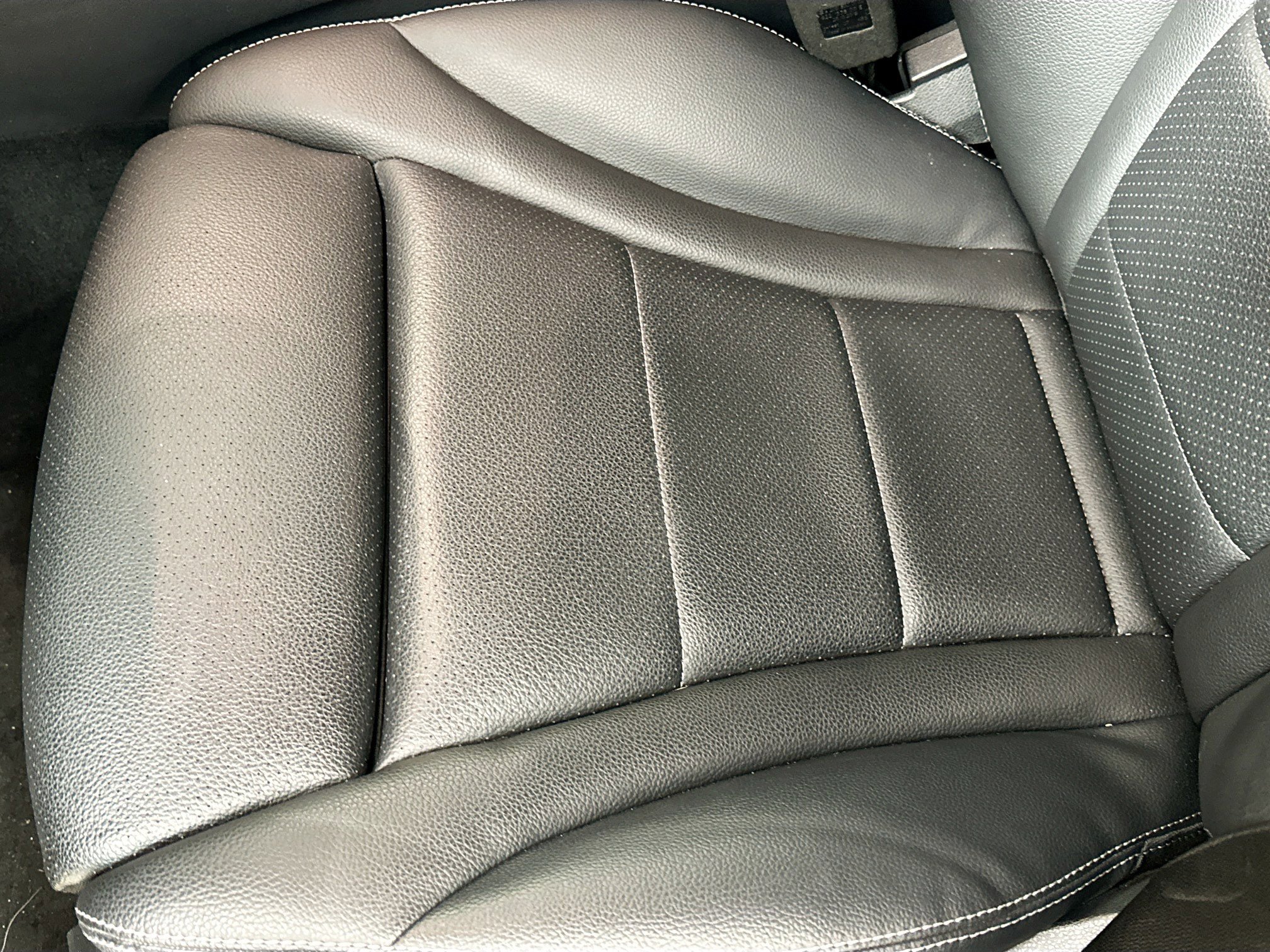 Certified 2020 Mercedes-Benz GLC 300 4MATIC image 23