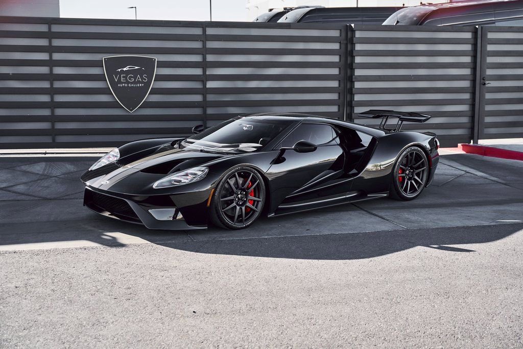 Used 2020 Ford GT Carbon Series image 6