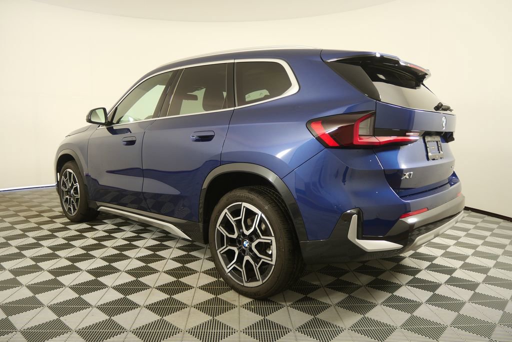 Certified 2025 BMW X1 xDrive28i AWD/4WD image 5