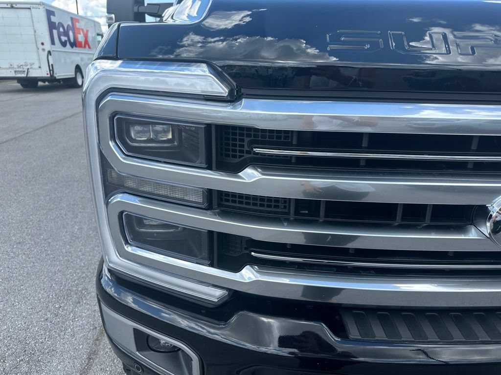 Used 2026 Ford F250 Platinum w/ Platinum Plus Package AWD/4WD image 5