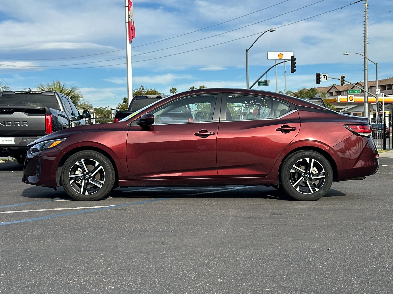 Used 2025 Nissan Sentra SV image 2