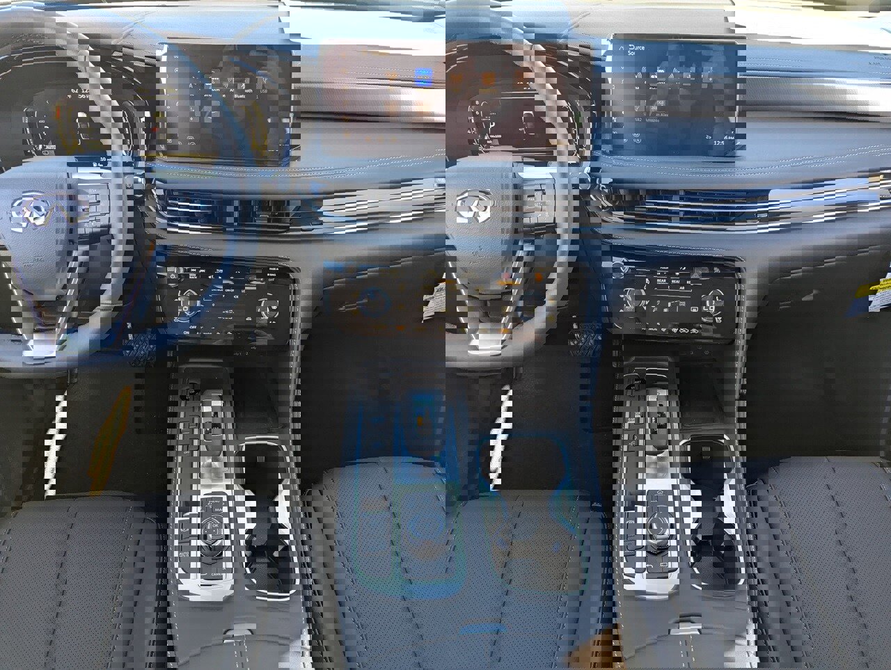 New 2026 INFINITI QX60 Luxe w/ Cargo Package image 22