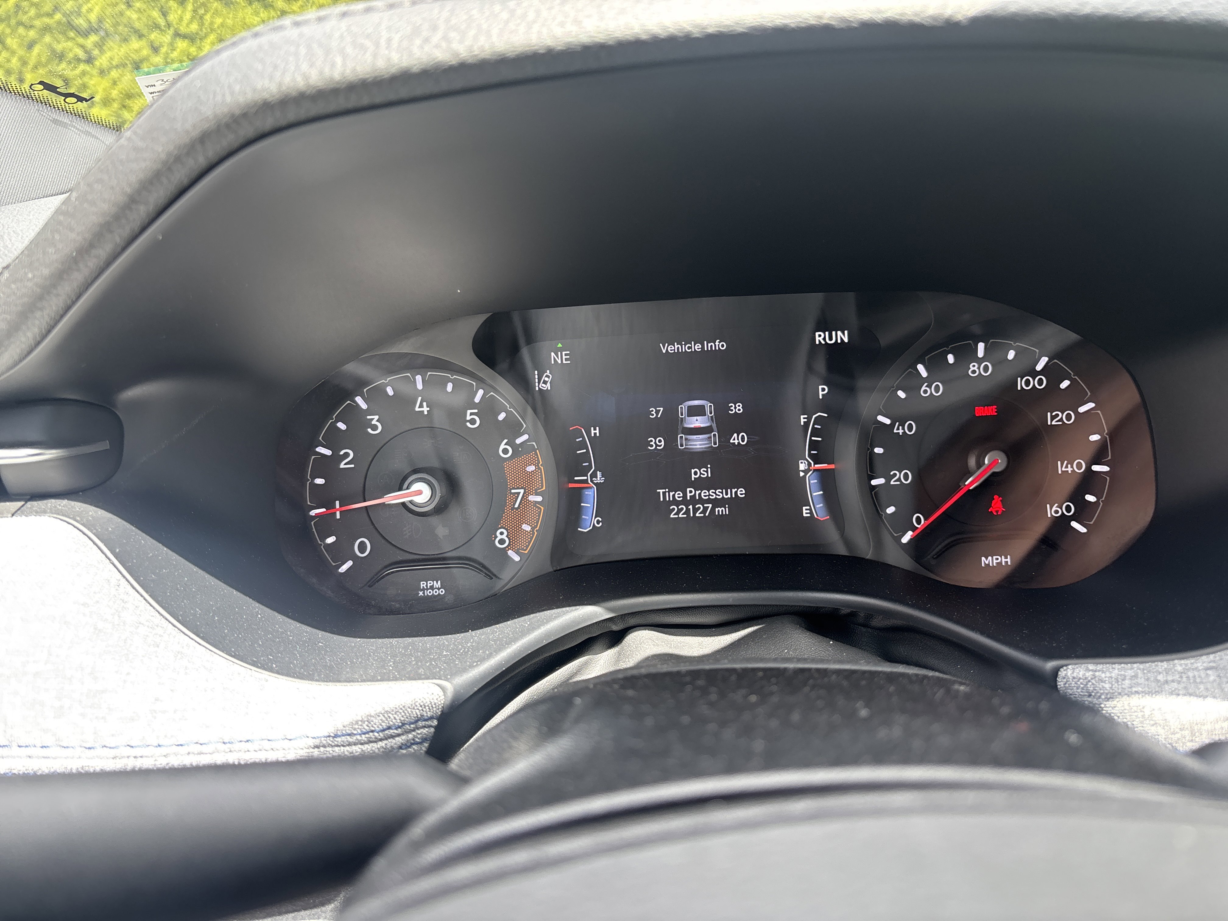 Used 2025 Jeep Compass Latitude AWD/4WD image 21