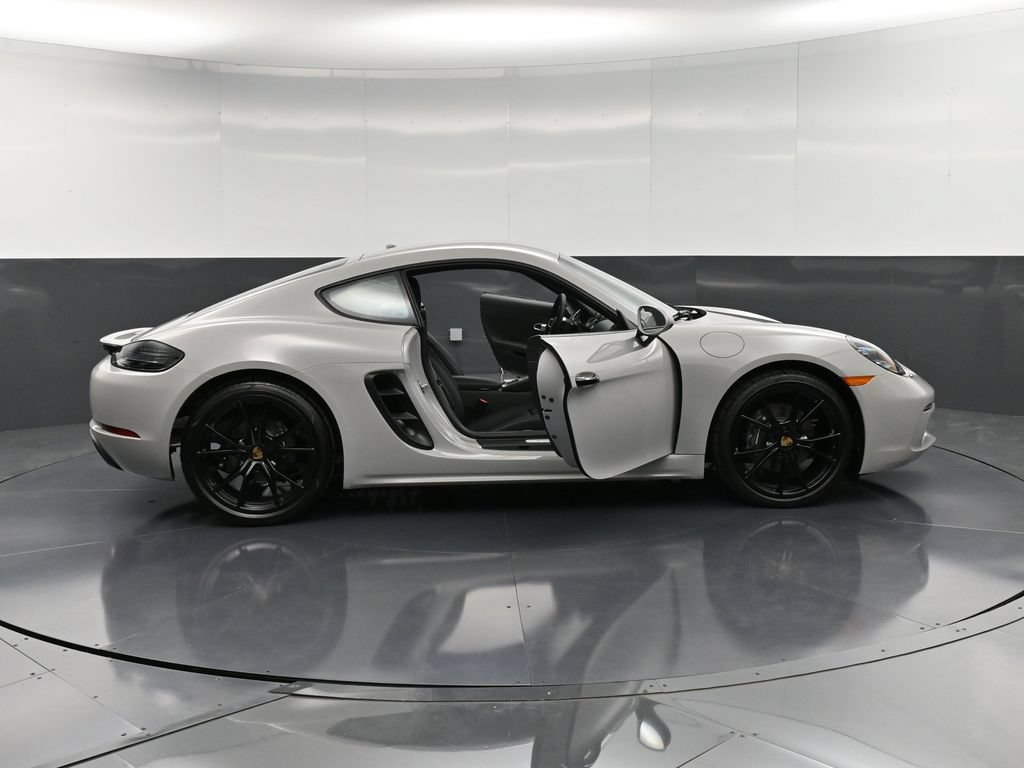 Certified 2024 Porsche 718 Cayman RWD image 32