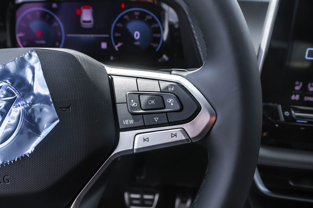 New 2026 Volkswagen Atlas Cross Sport SEL R-Line image 27