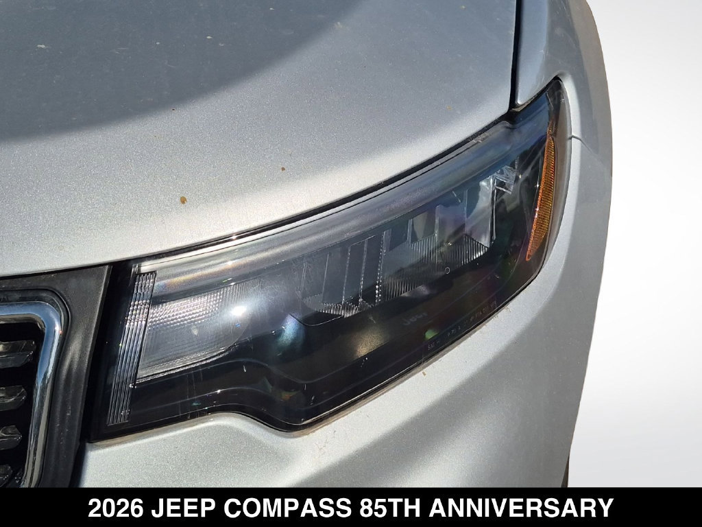 New 2026 Jeep Compass Latitude AWD/4WD image 10