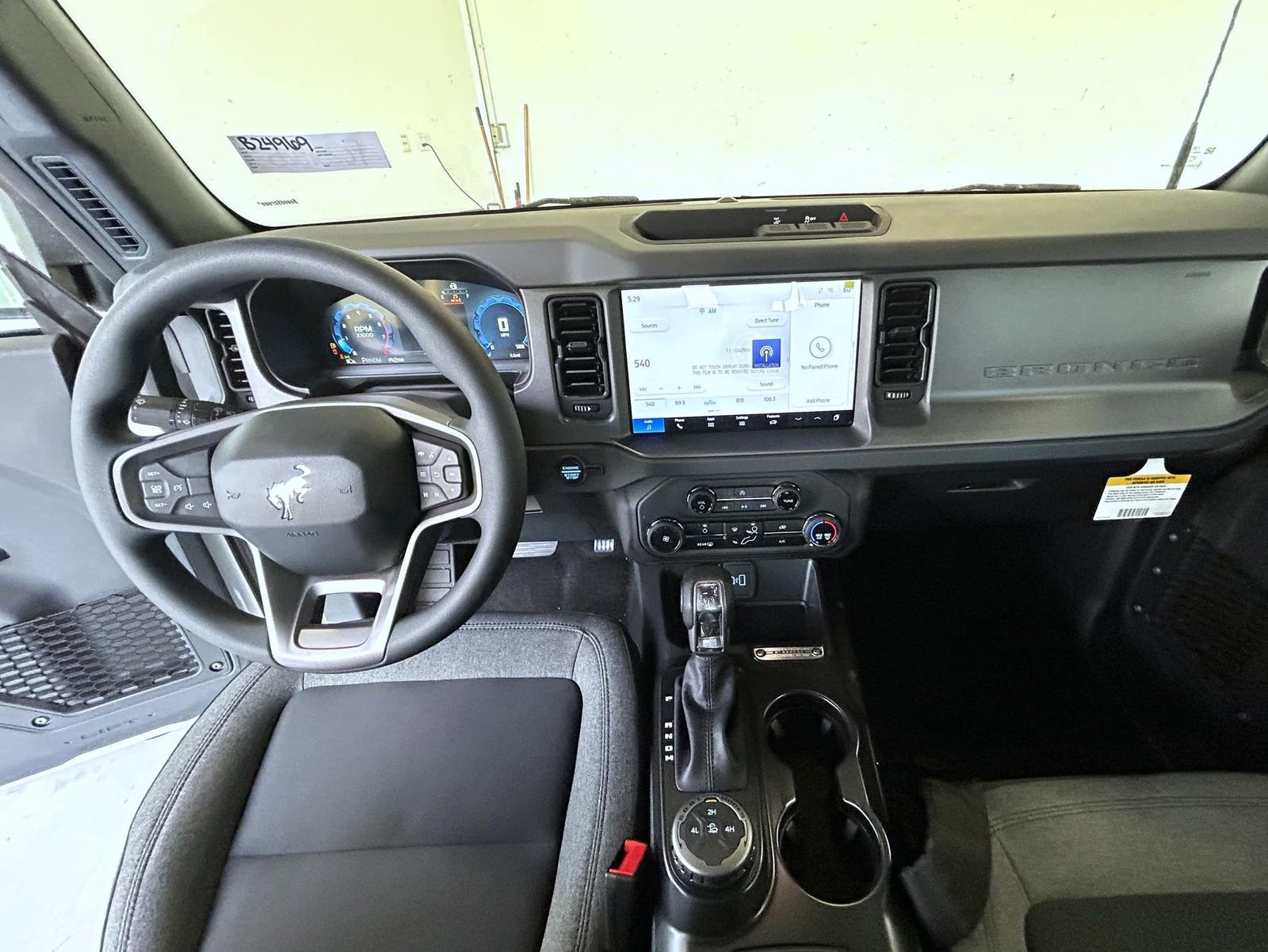 New 2025 Ford Bronco Base image 12