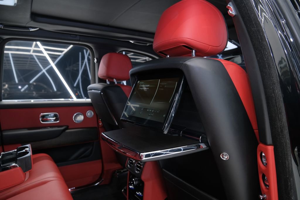 Used 2019 Rolls-Royce Cullinan AWD/4WD image 26