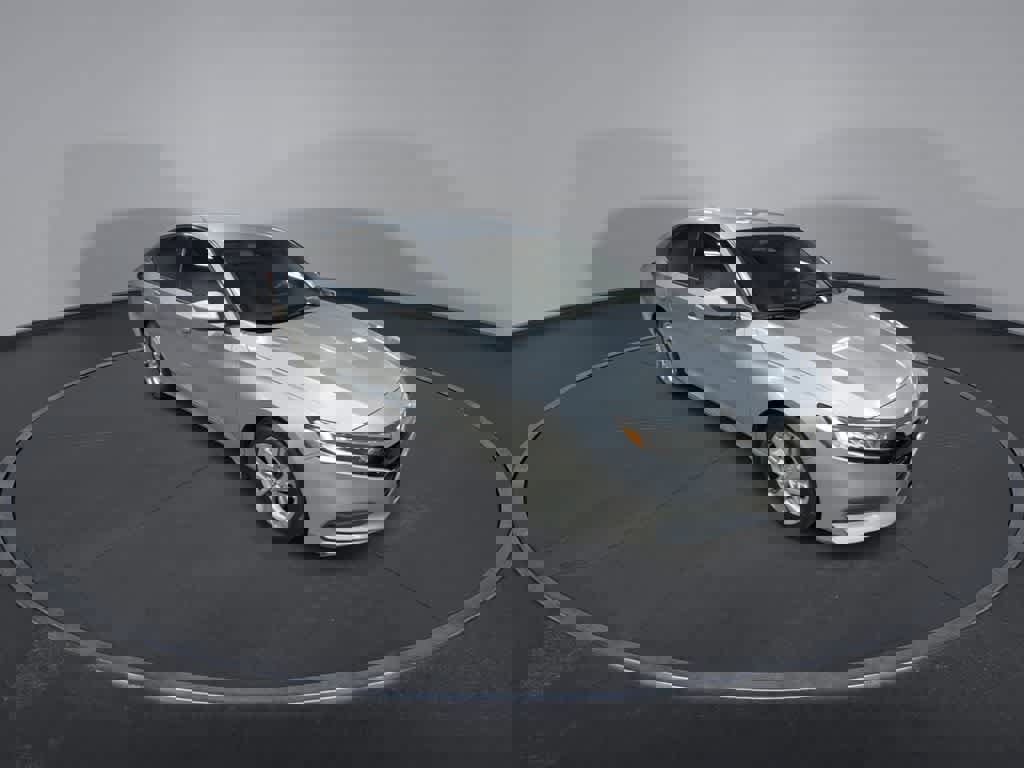 Used 2018 Honda Accord LX image 2