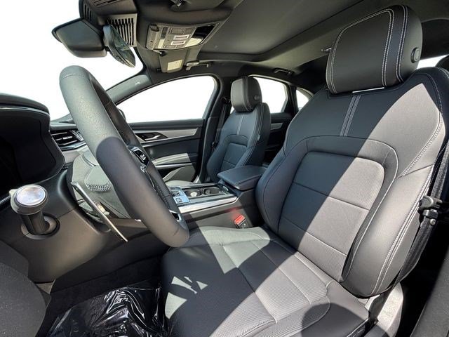 New 2024 Jaguar XF R-Dynamic SE AWD/4WD image 10