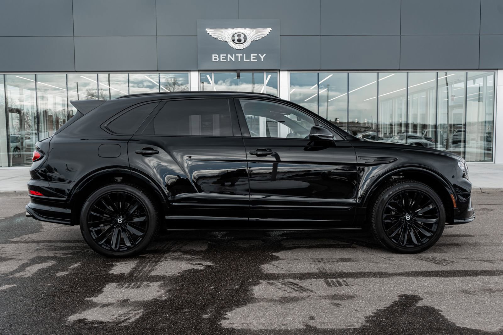 Used 2023 Bentley Bentayga Speed image 14