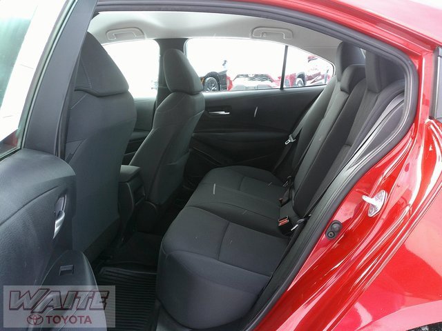 Used 2020 Toyota Corolla LE image 21