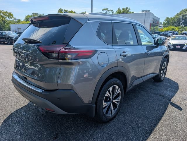 Used 2023 Nissan Rogue SV w/ SV Premium B Package FWD image 3
