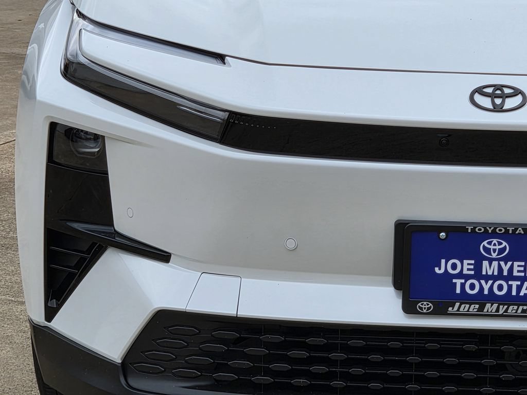 New 2026 Toyota C-HR AWD/4WD image 5