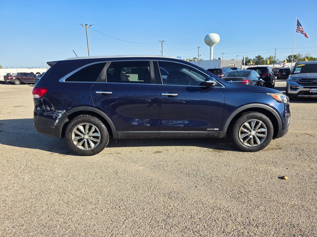Used 2016 Kia Sorento LX AWD/4WD image 8