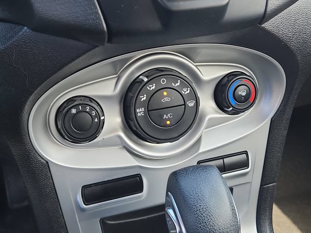 Used 2017 Ford Fiesta SE FWD image 19
