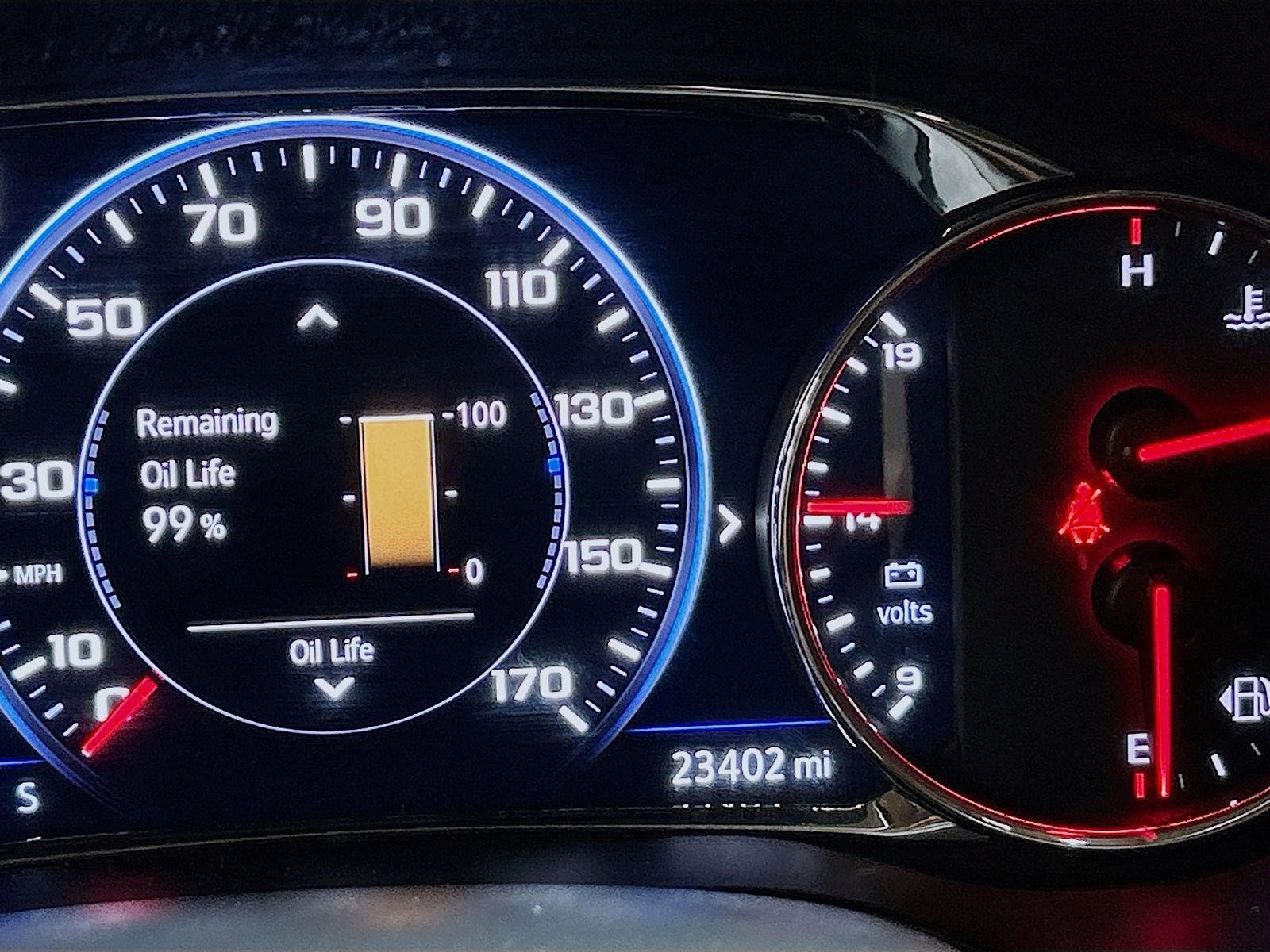 Used 2023 GMC Acadia Denali w/ Denali Technology Package AWD/4WD image 12