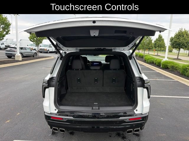 Used 2024 Chevrolet Traverse RS w/ LPO, Floor Liner Package AWD/4WD image 12