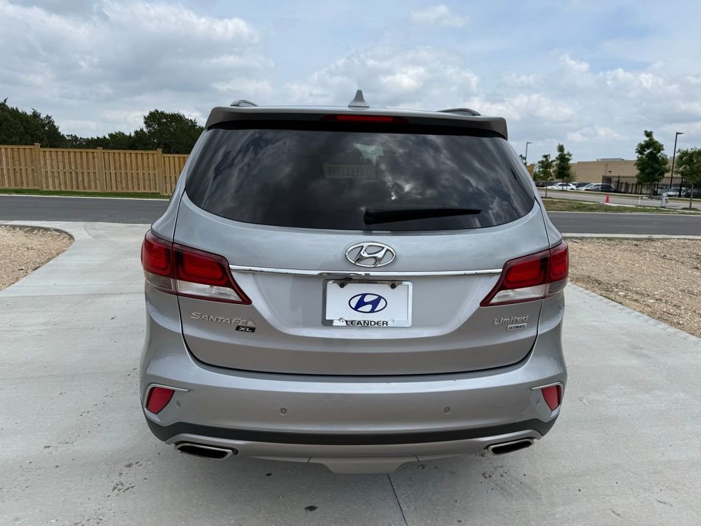 Used 2019 Hyundai Santa Fe XL image 6