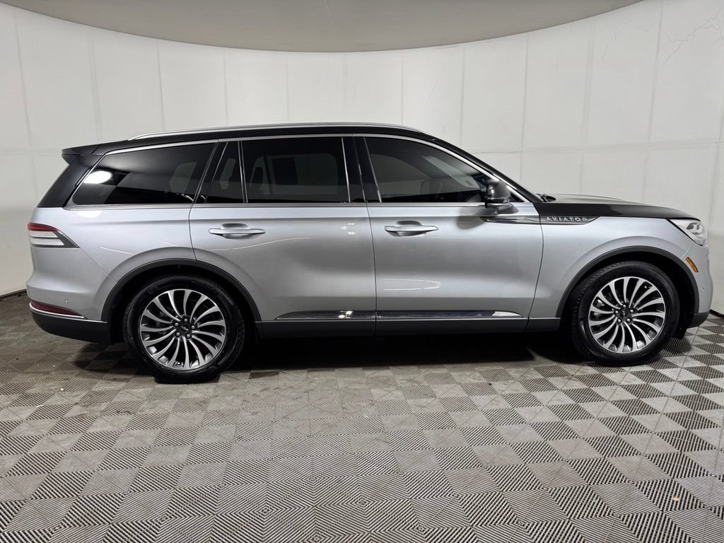 Certified 2023 Lincoln Aviator Reserve w/ Equipment Group 201A AWD/4WD image 6