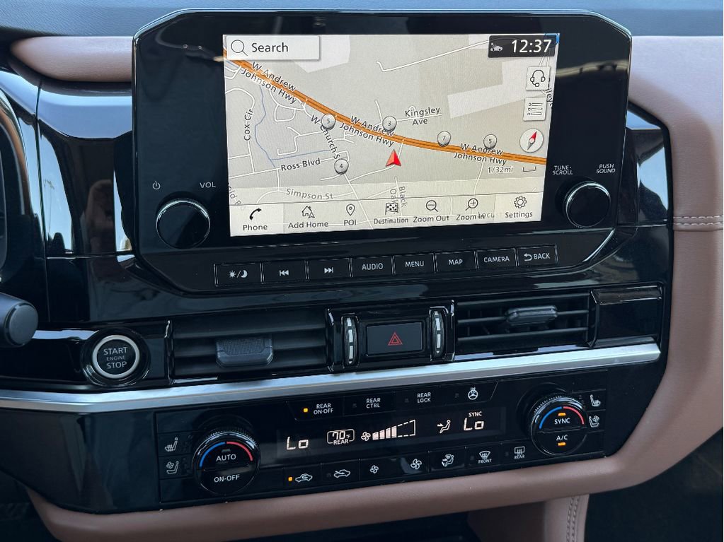 Used 2024 Nissan Pathfinder Platinum image 17