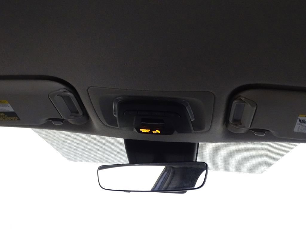 Used 2022 Toyota Corolla Cross XLE image 28