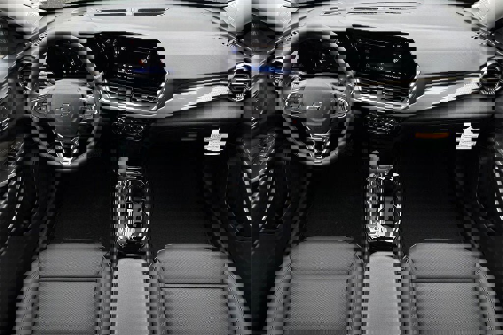 New 2026 Chevrolet Trax ACTIV w/ Driver Confidence Package image 13