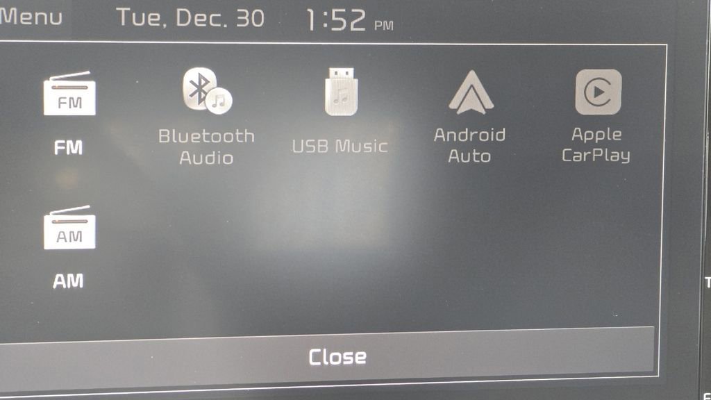 Used 2023 Kia Sportage LX image 5