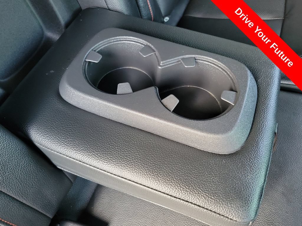 Used 2021 Nissan Titan PRO-4X w/ Pro-4x Convenience Package AWD/4WD image 23