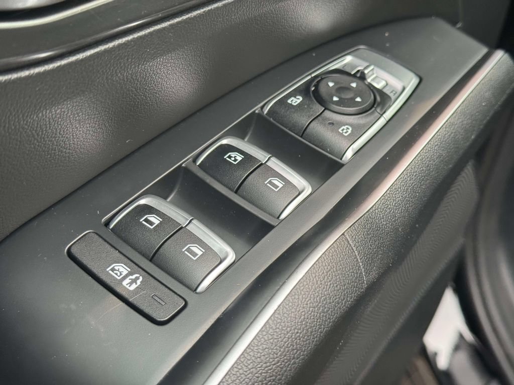 Used 2023 Kia Sorento EX AWD/4WD image 16