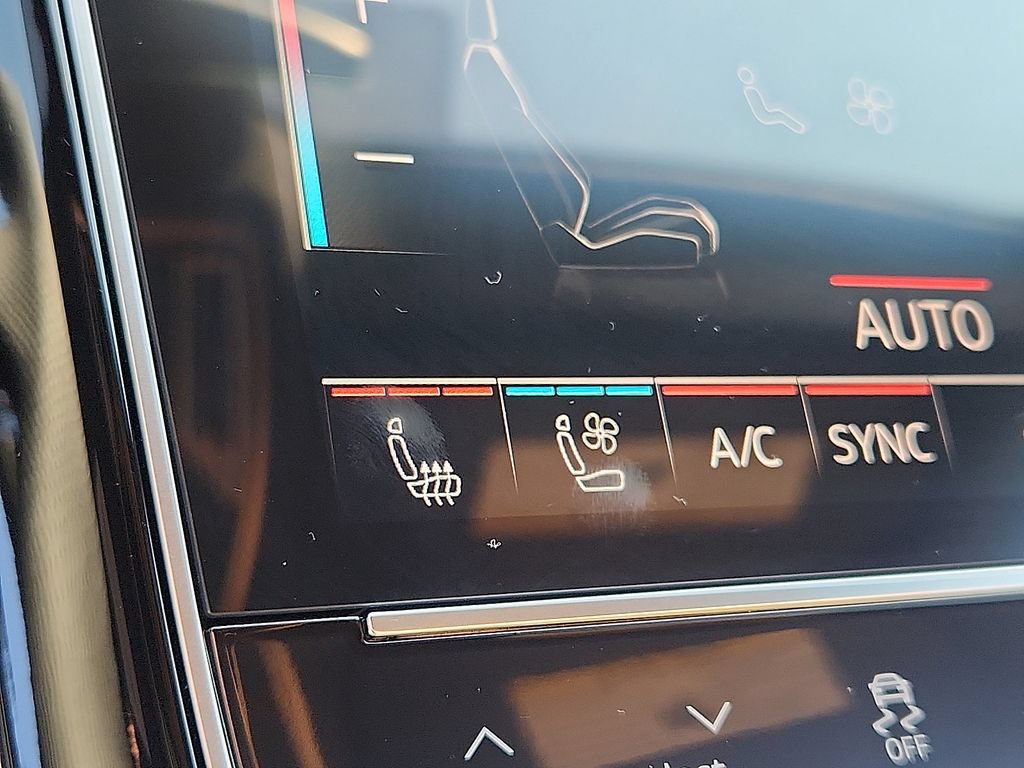 Certified 2026 Audi S8 AWD/4WD image 25