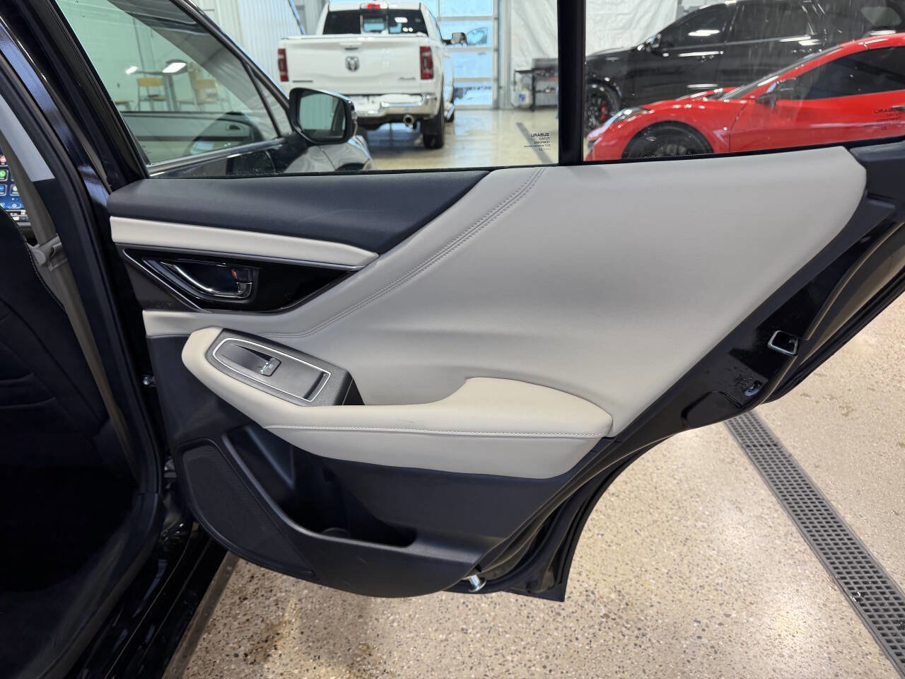 Used 2023 Subaru Legacy Limited image 6