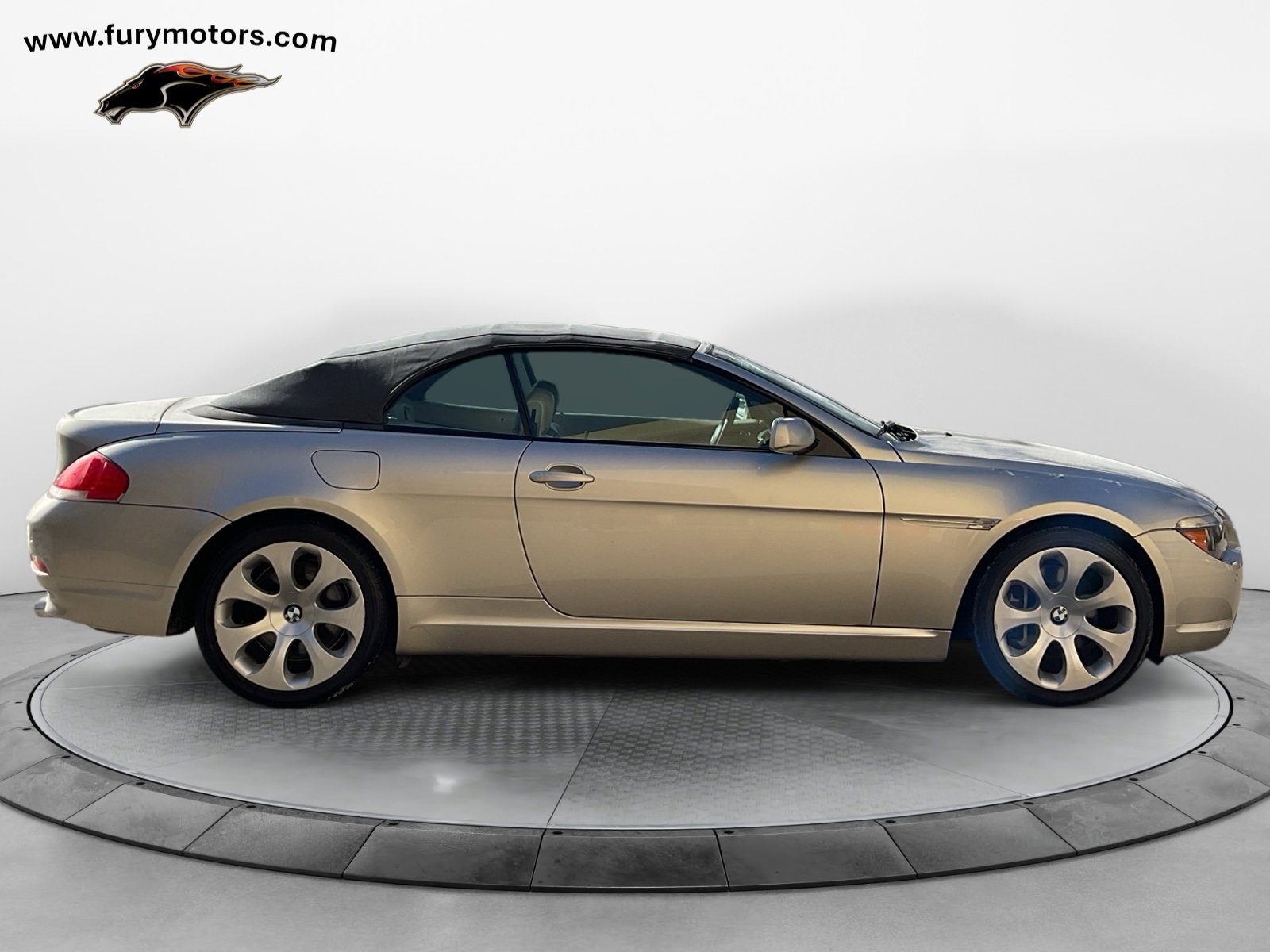 Used 2005 BMW 645Ci Convertible image 2