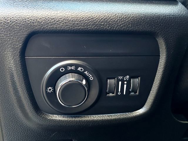 Certified 2023 Jeep Grand Cherokee L Laredo image 19