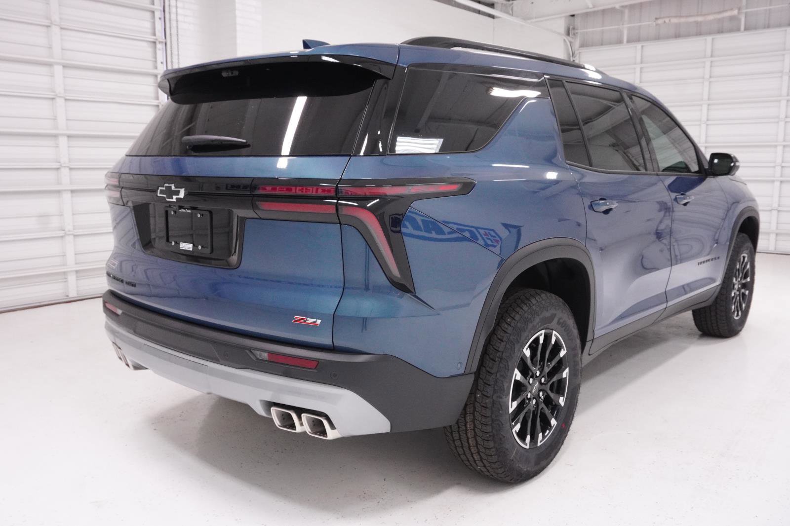 New 2026 Chevrolet Traverse Z71 w/ Enhanced Driving Package image 5