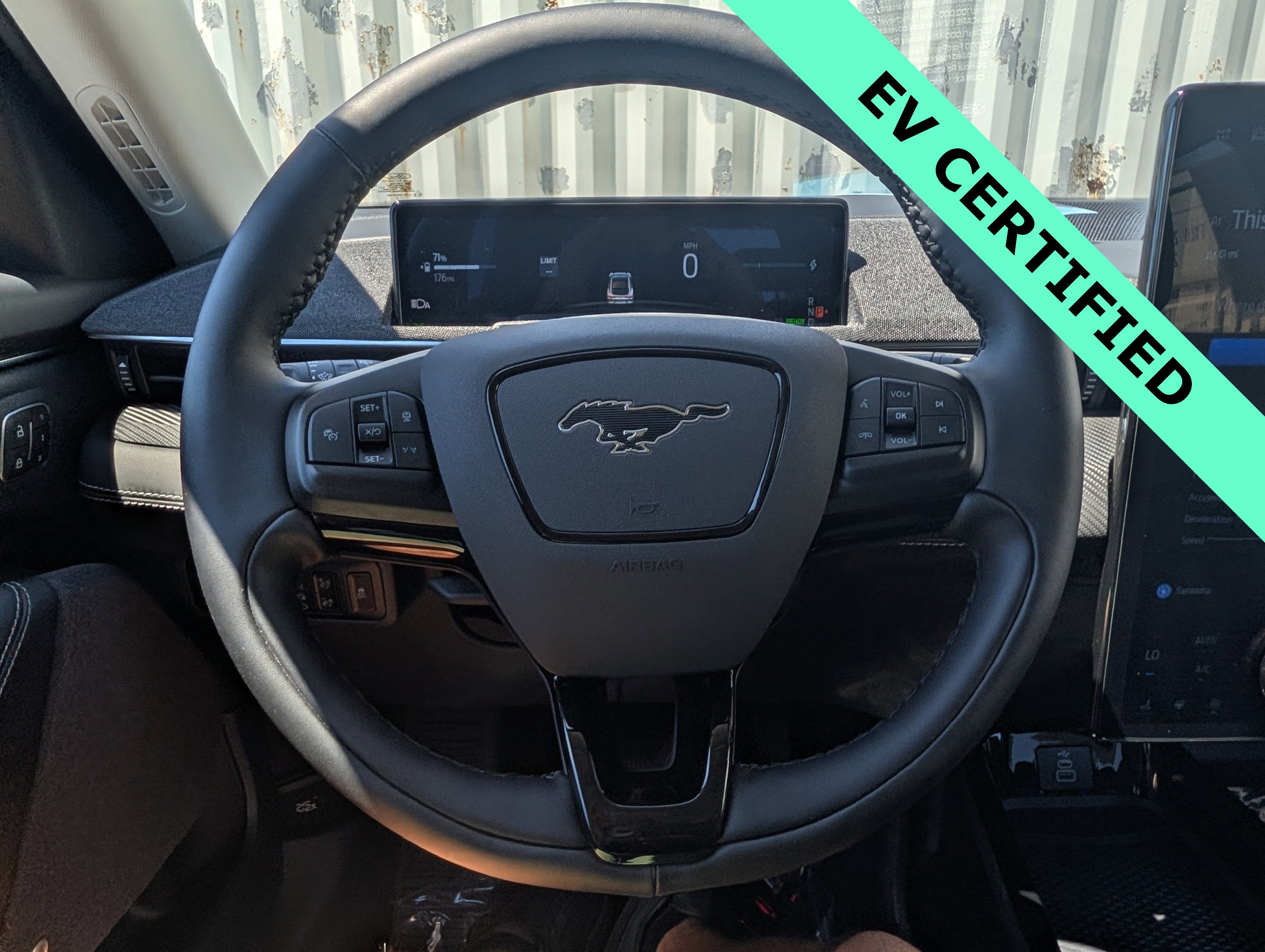 Used 2025 Ford Mustang Mach-E Premium AWD/4WD image 27