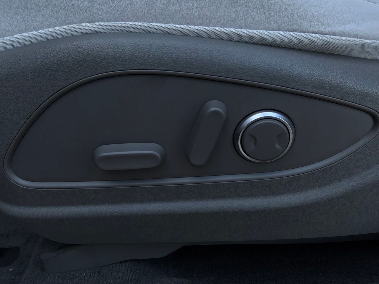 Used 2026 Hyundai Palisade SEL FWD image 11