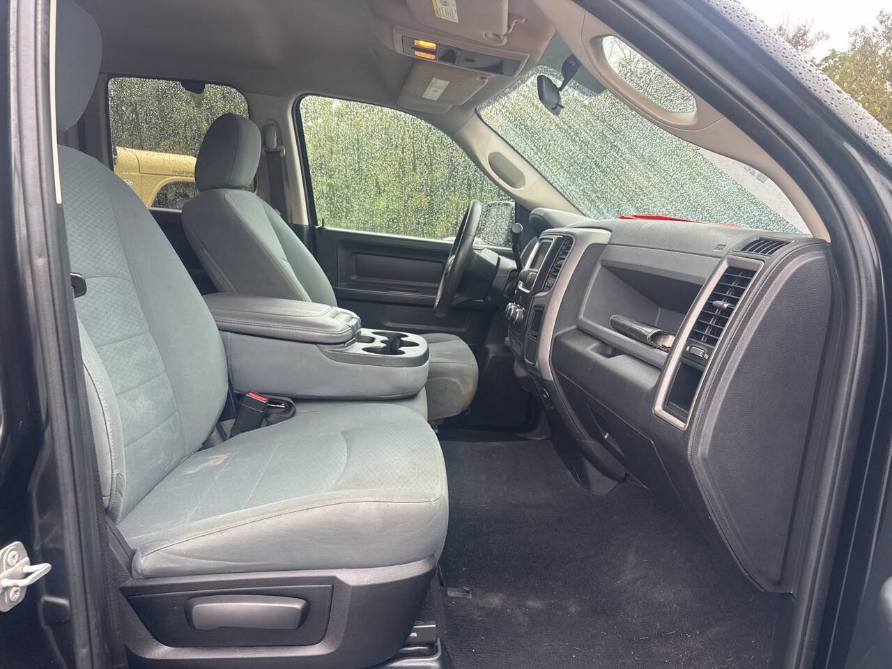 Used 2017 RAM 1500 ST w/ SXT Appearance Group AWD/4WD image 24