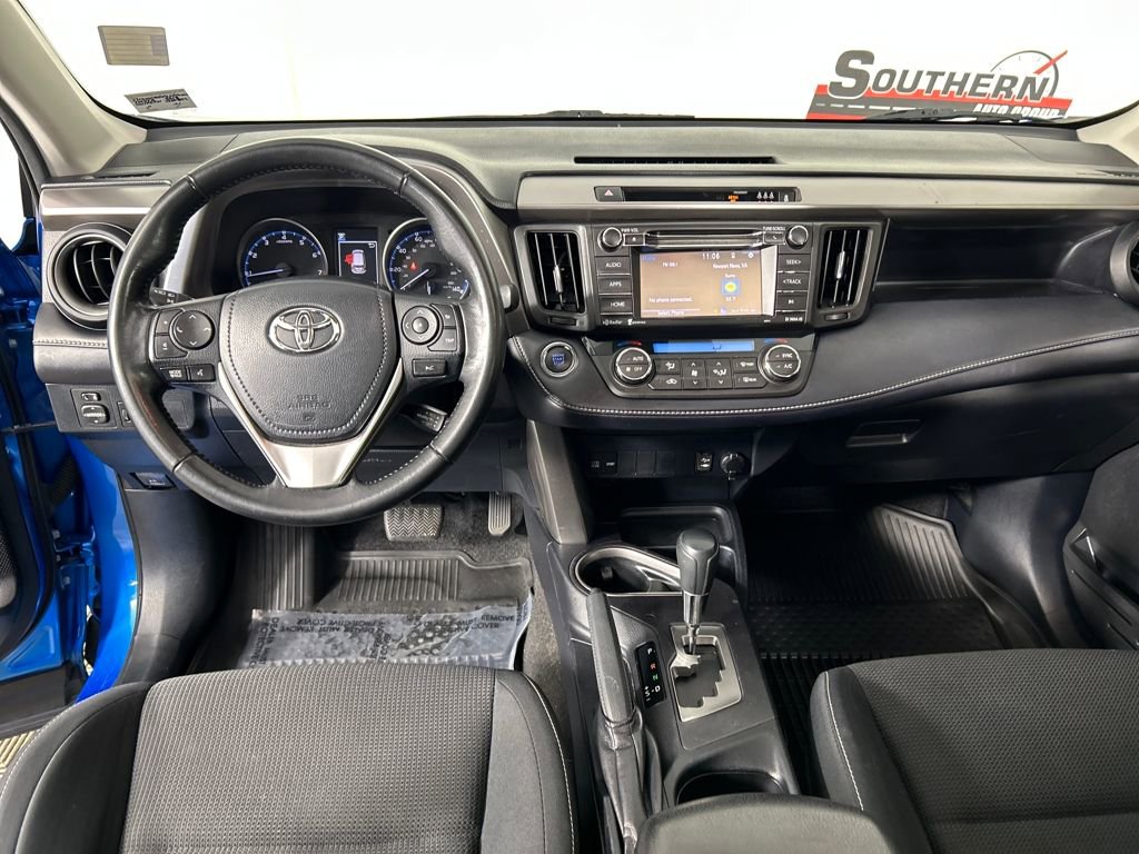 Used 2018 Toyota RAV4 XLE image 17