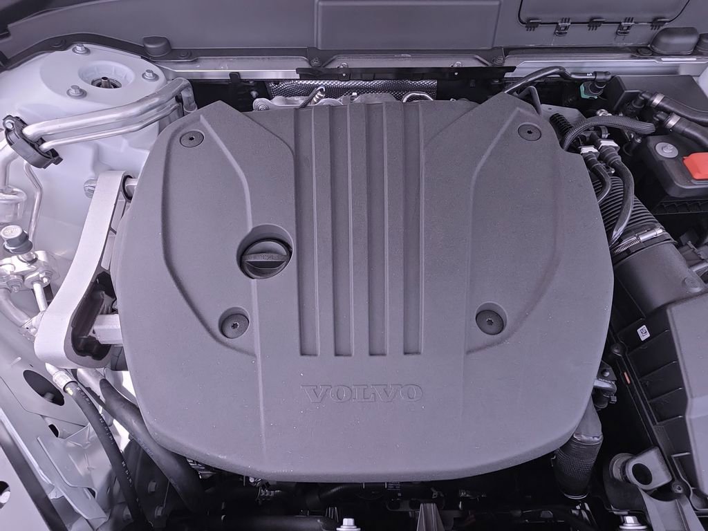 New 2026 Volvo XC60 B5 Plus w/ Protection Package Premier image 33