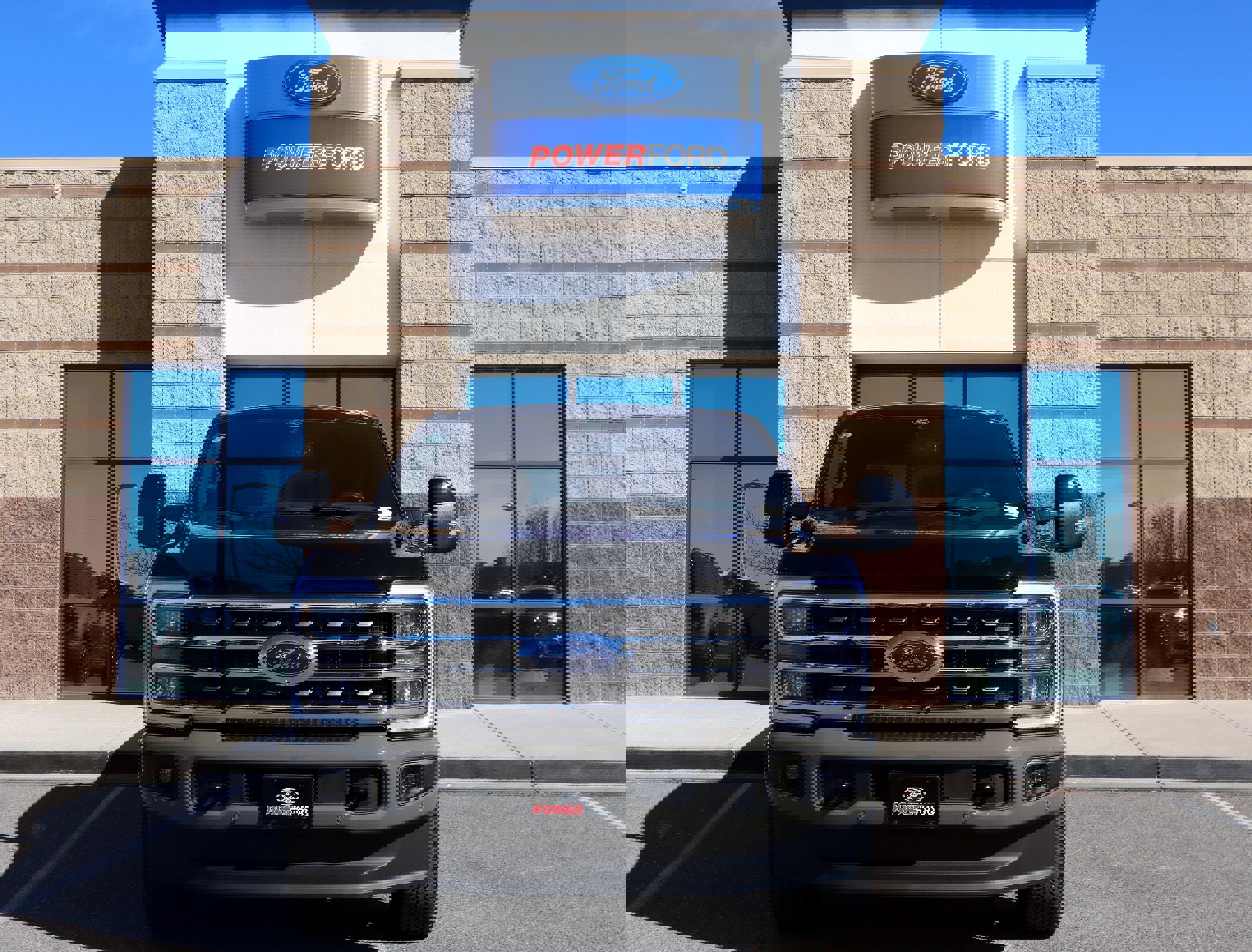 New 2026 Ford F350 King Ranch w/ FX4 Off-Road Package image 3