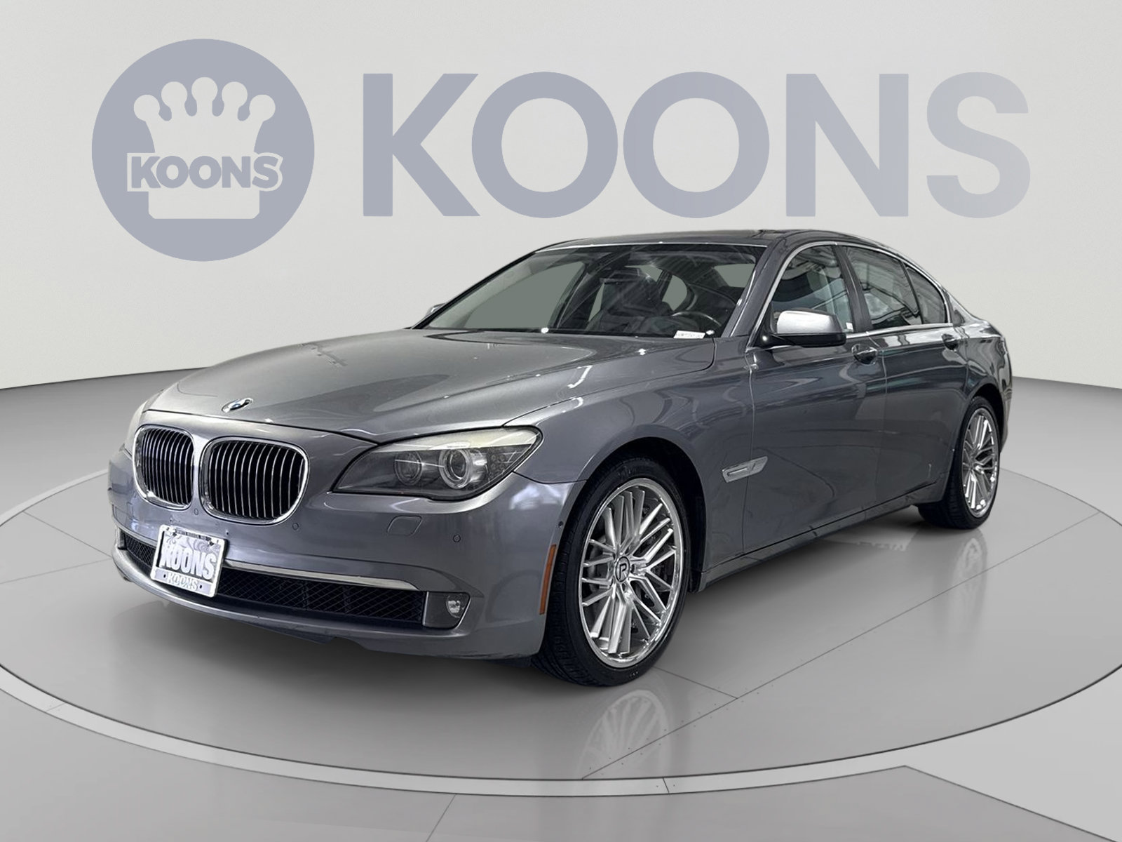 Used 2012 BMW 750i RWD image 1