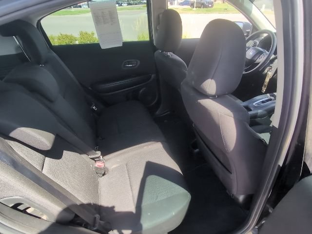 Used 2016 Honda HR-V LX image 29