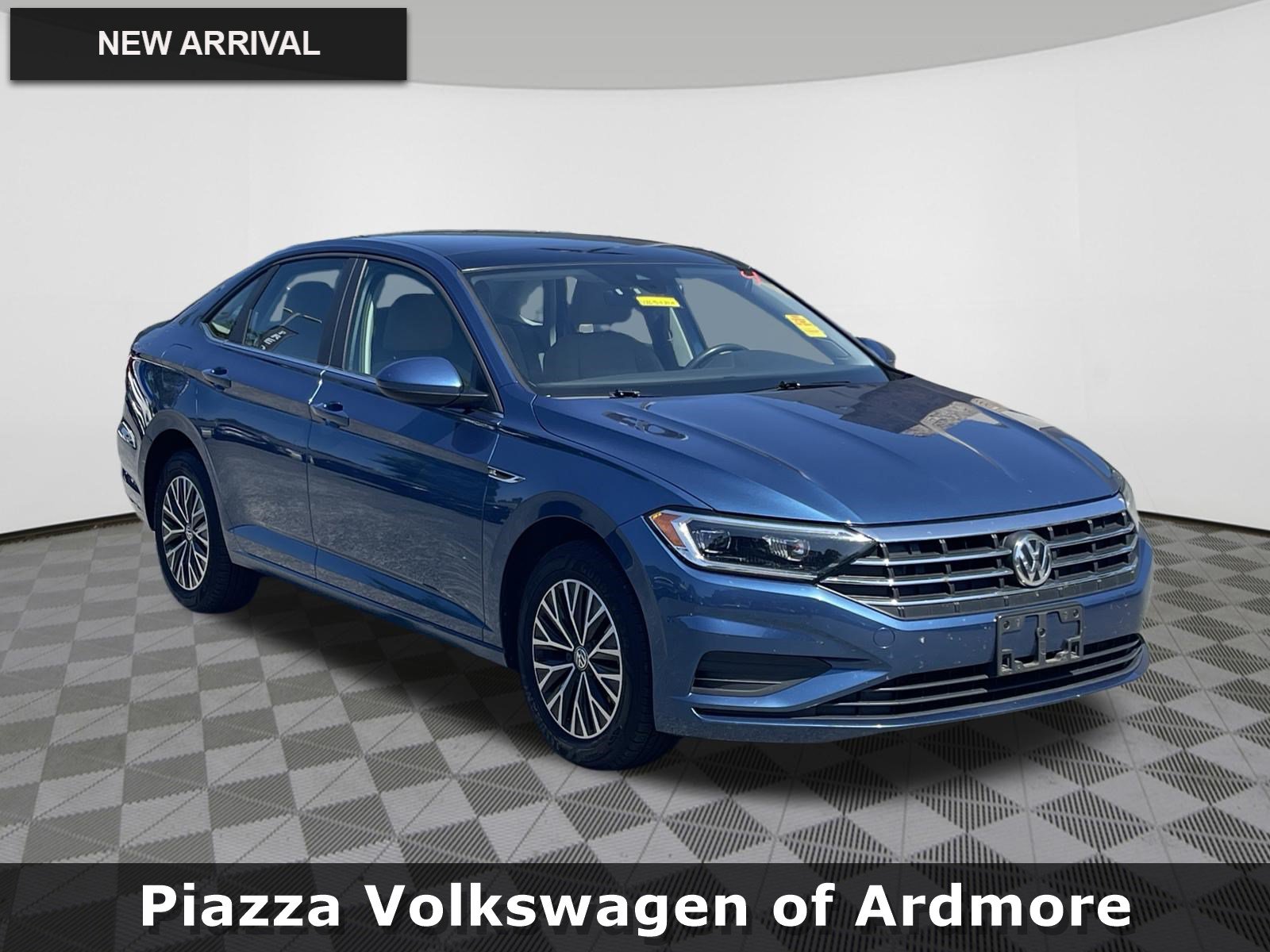 Used 2019 Volkswagen Jetta SEL w/ Cold Weather Package FWD video 1