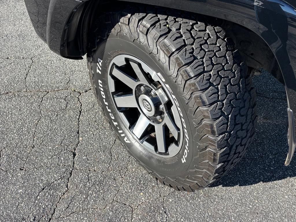 Used 2021 Toyota 4Runner TRD Off-Road Premium w/ Moonroof Package image 28