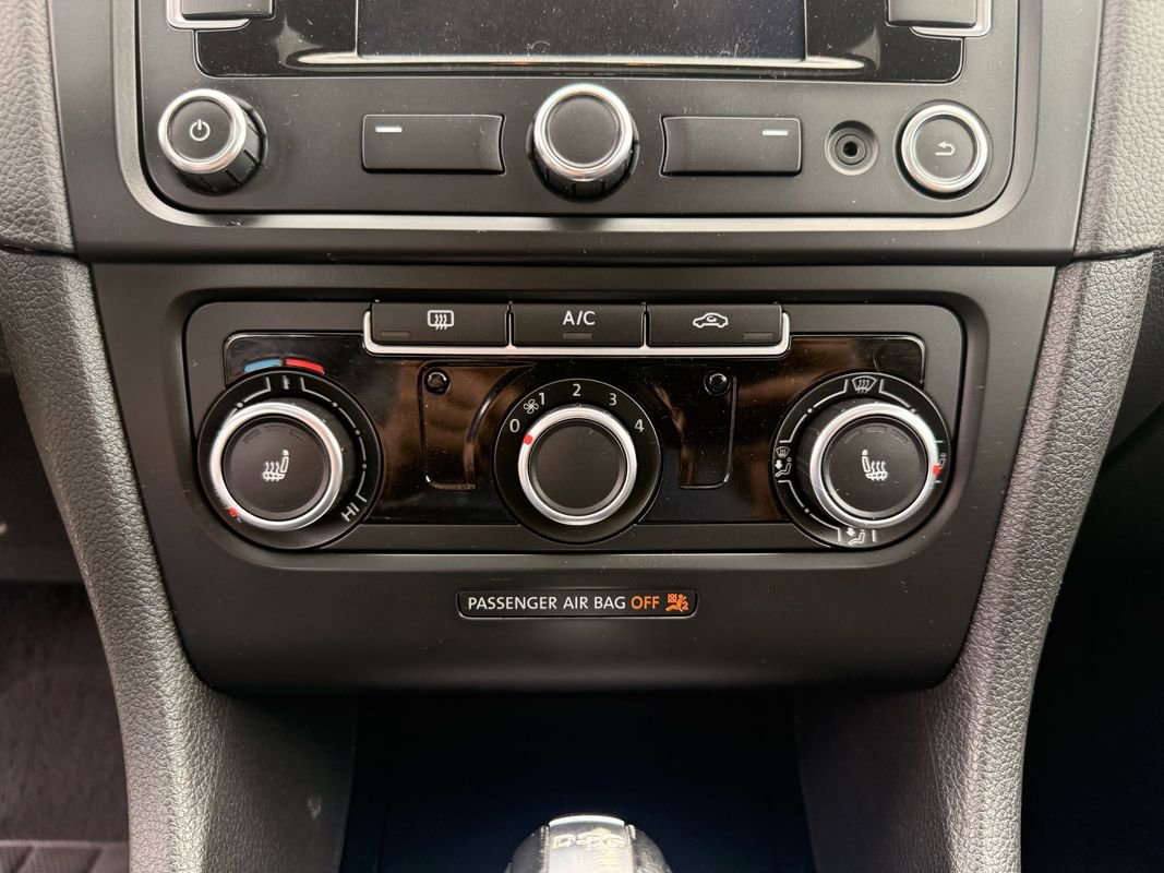 Used 2014 Volkswagen Golf TDI image 22