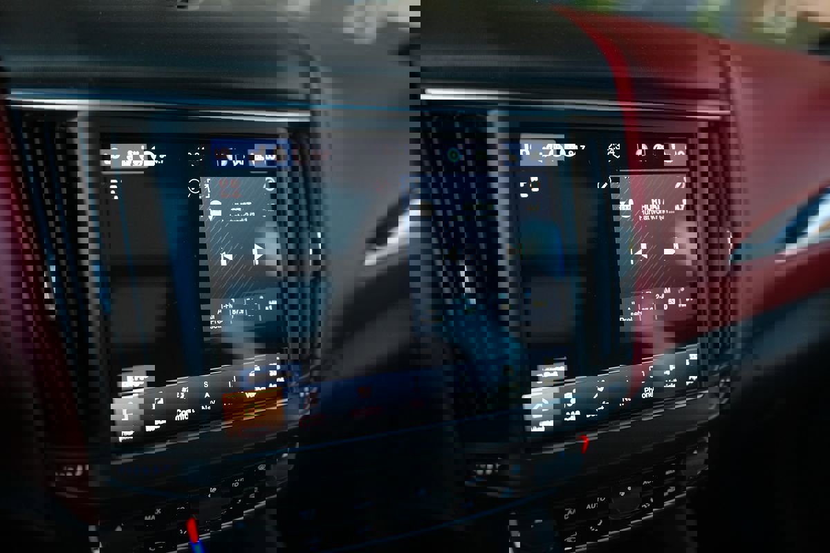 Used 2022 Maserati Levante Modena image 23